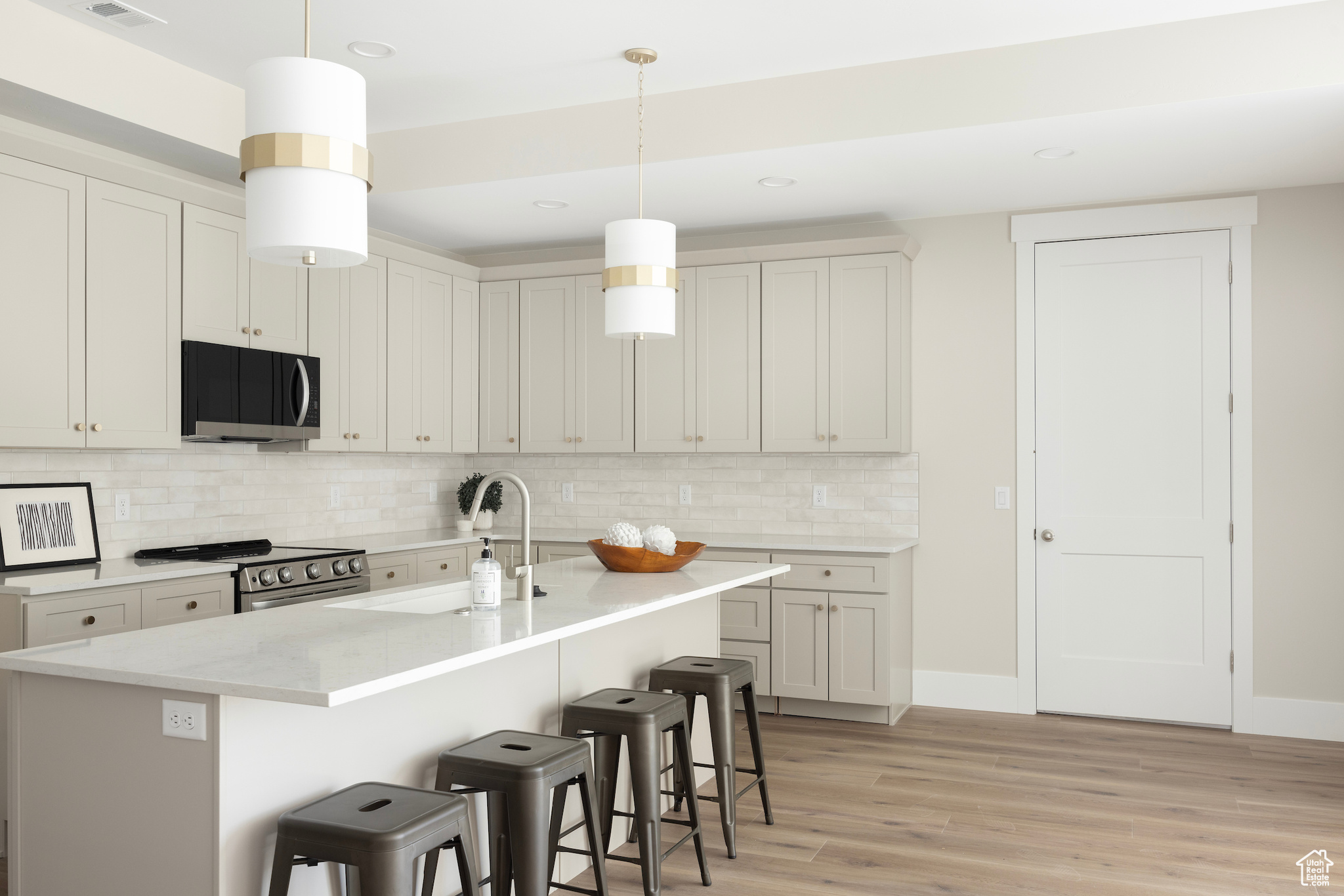 MEADOWS - Residential