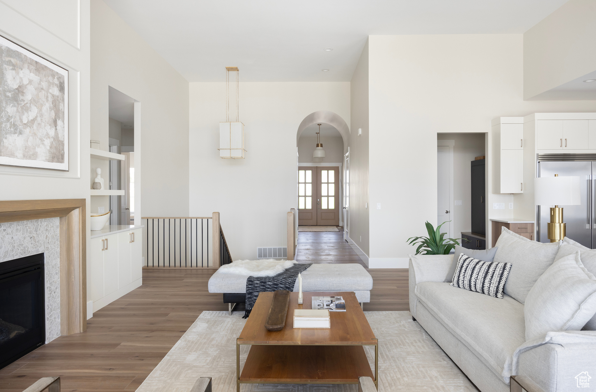 MEADOWS - Residential