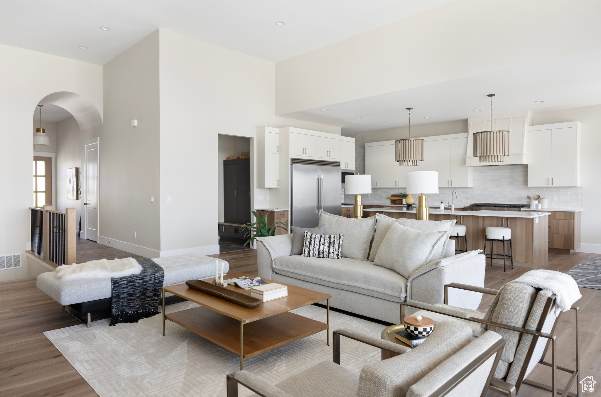 MEADOWS - Residential