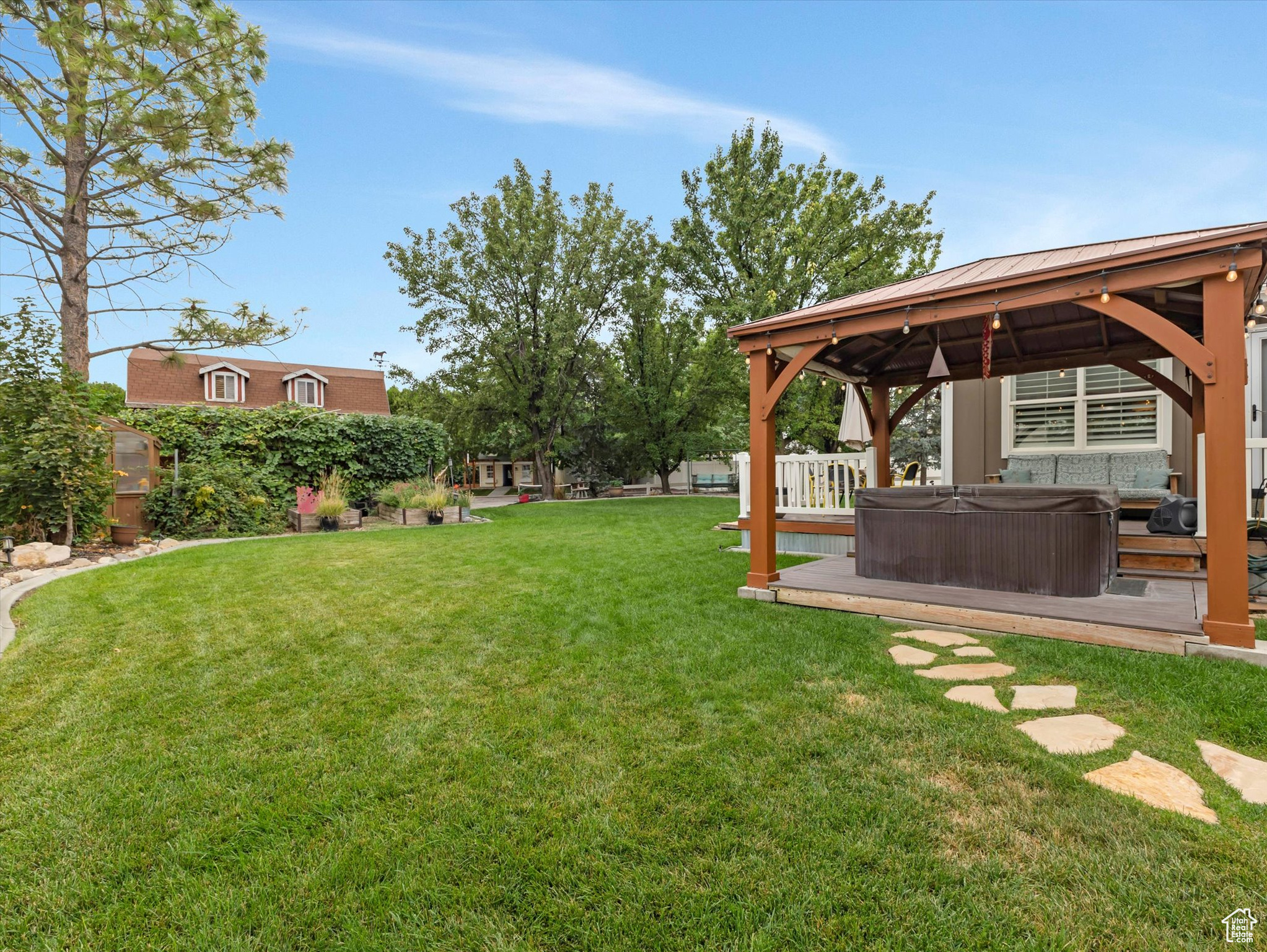 BONANZA ACRES - Residential