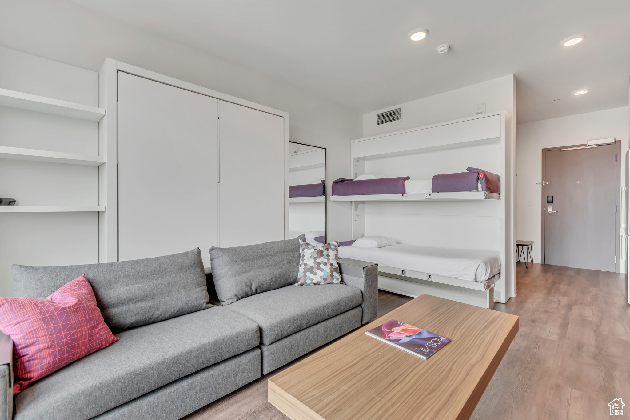YOTEL - Residential