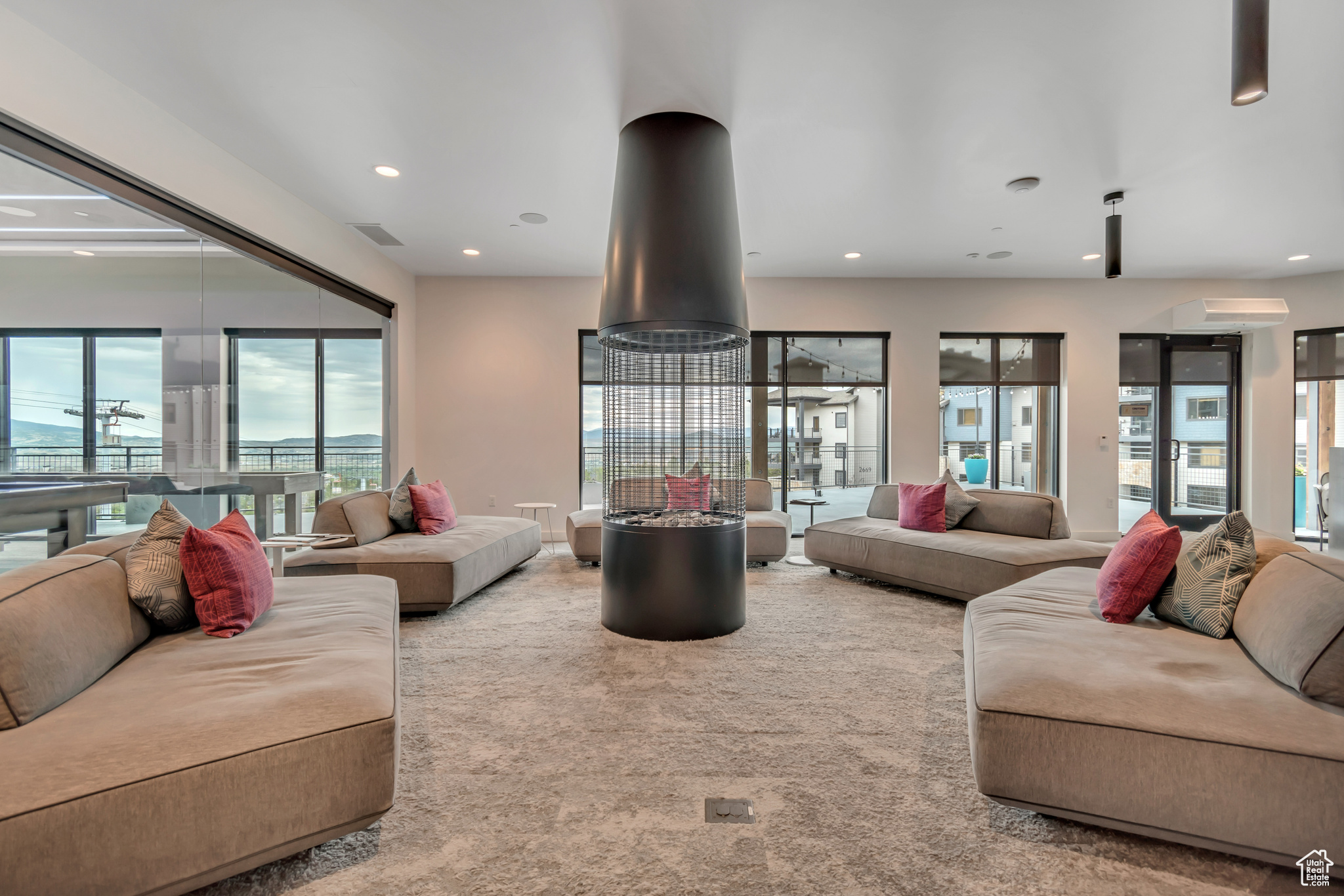 YOTEL - Residential
