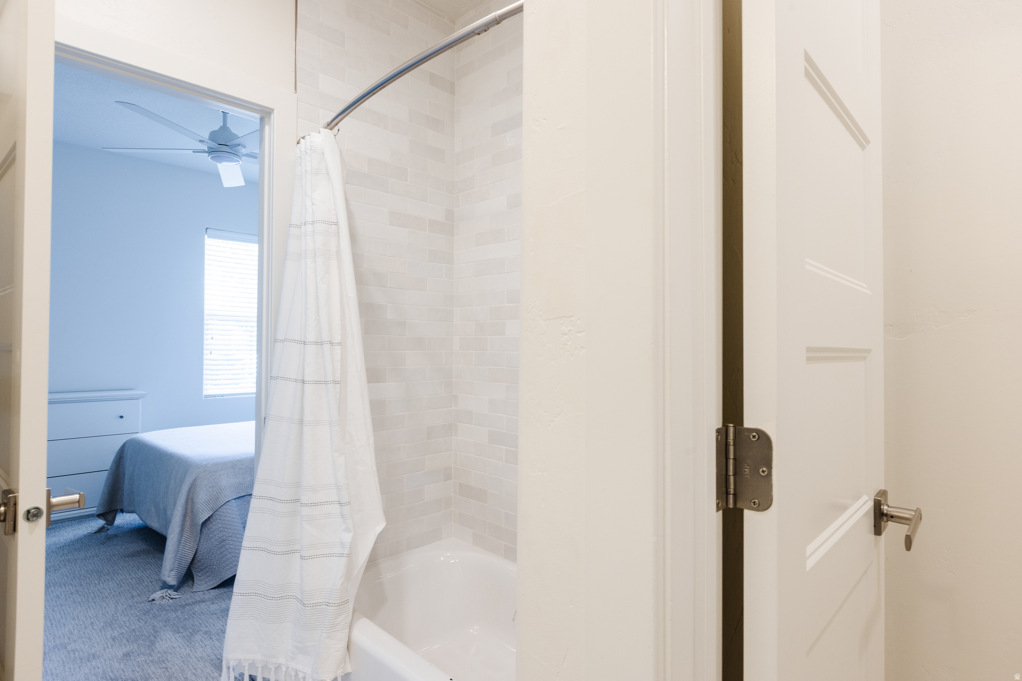 DESERT FIELDS - Residential