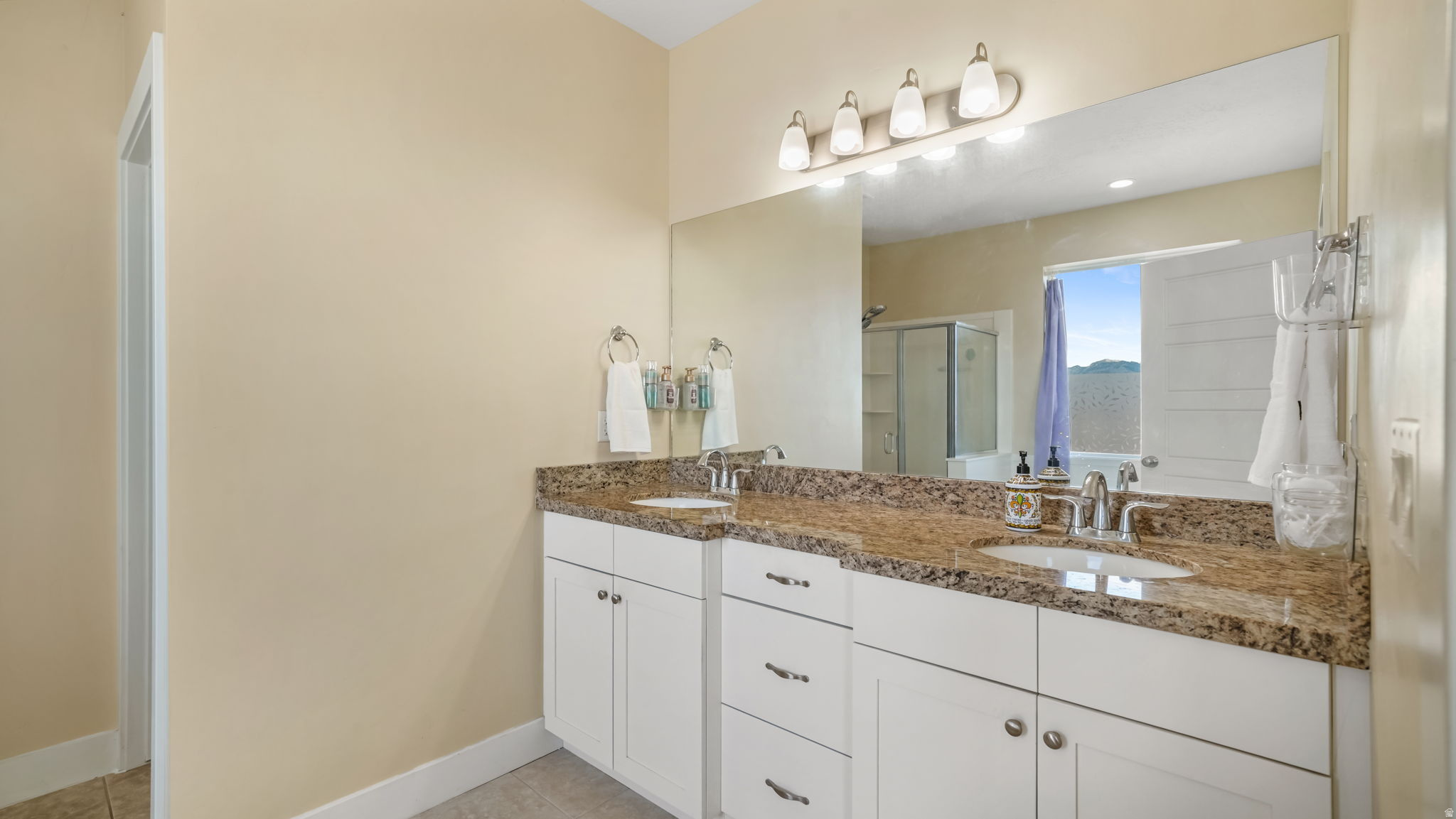 TALONS COVE - Residential