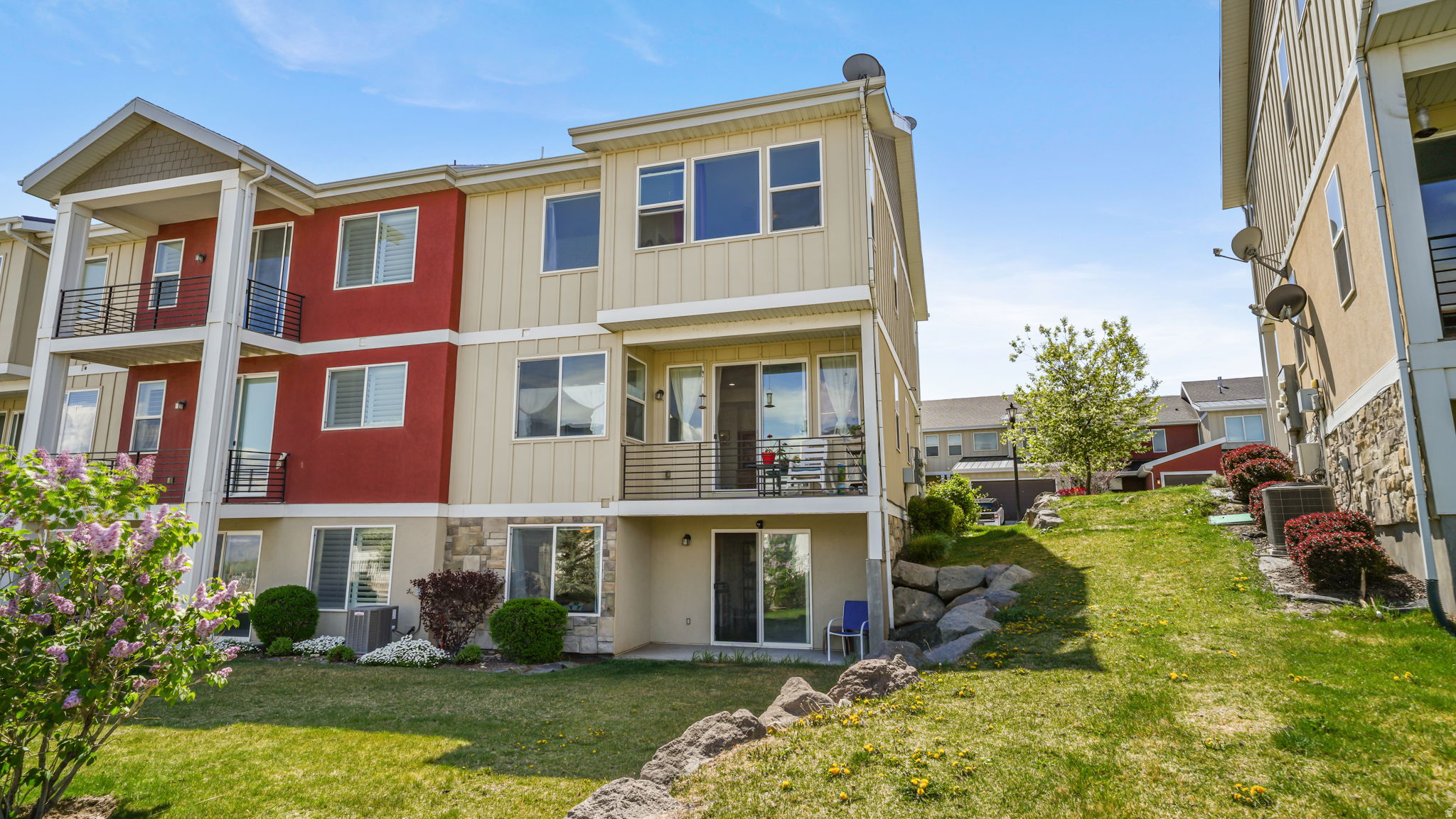 TALONS COVE - Residential