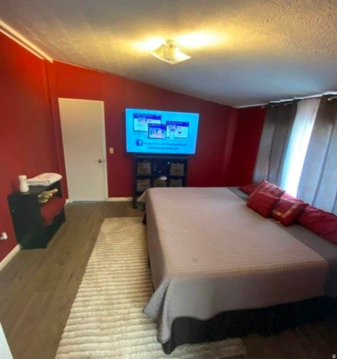 BROOKSIDE - Residential