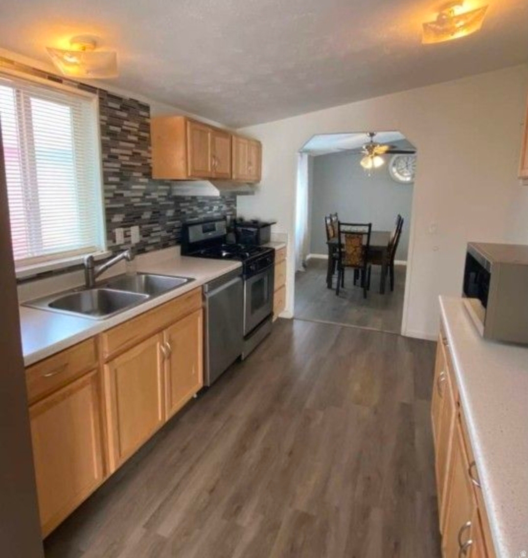 BROOKSIDE - Residential