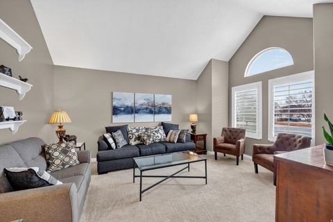 Tiny photo for 58 E 700 S, Kaysville, UT 84037 (MLS # 2123509)