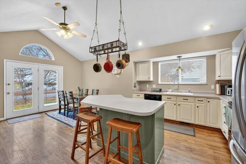 Tiny photo for 58 E 700 S, Kaysville, UT 84037 (MLS # 2123509)