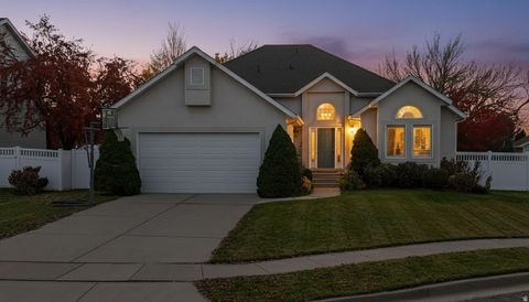 Tiny photo for 58 E 700 S, Kaysville, UT 84037 (MLS # 2123509)