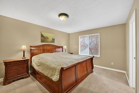 Tiny photo for 58 E 700 S, Kaysville, UT 84037 (MLS # 2123509)