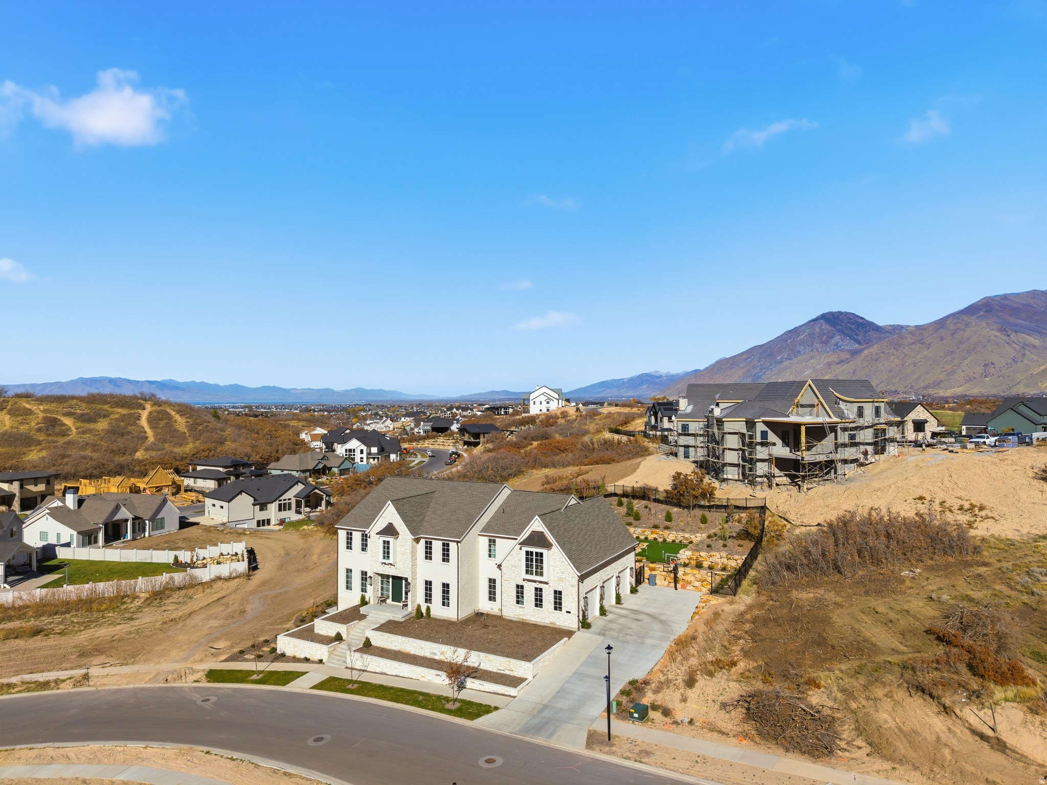 HIDDEN HOLLOW COVE - Residential