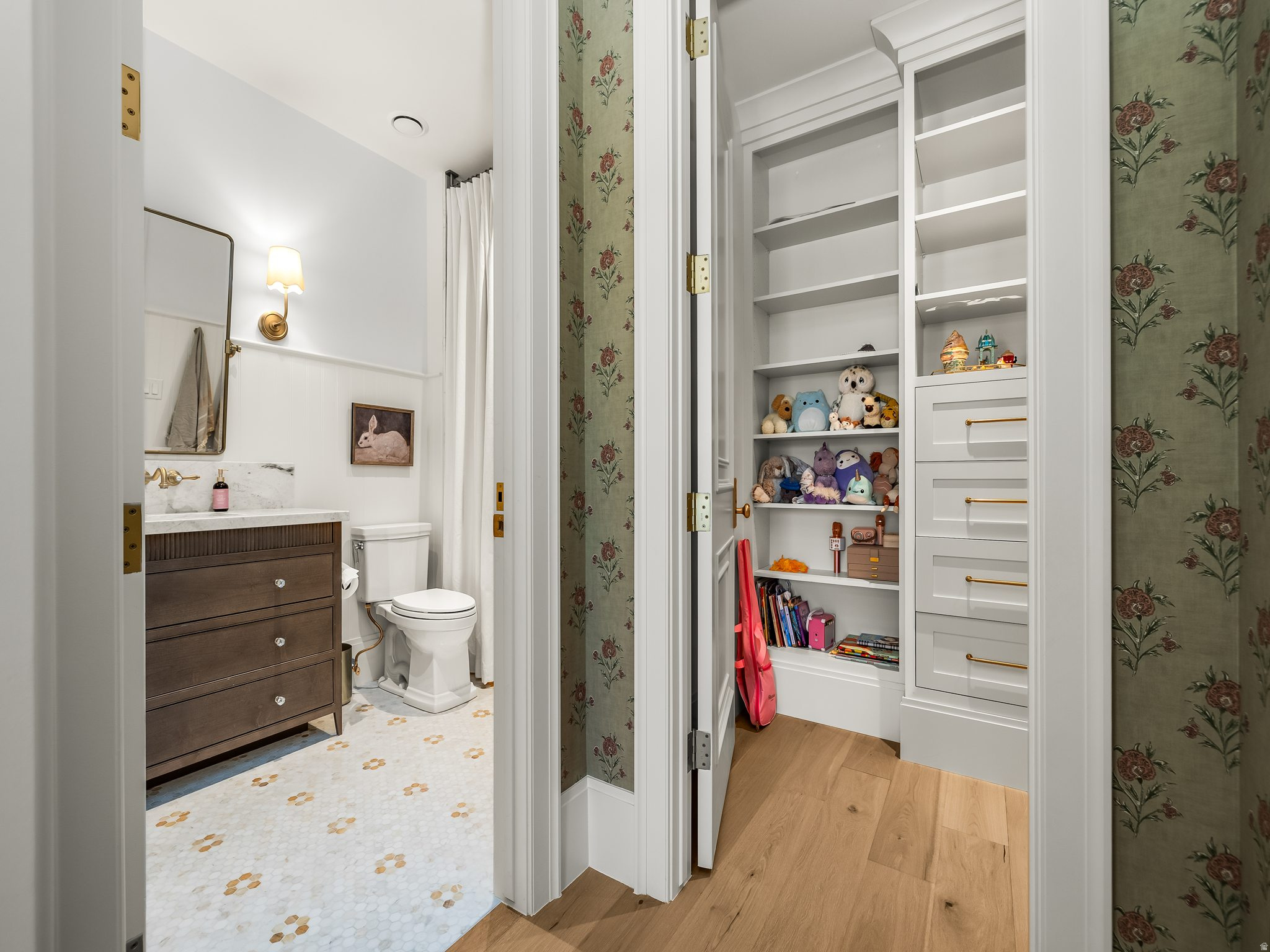 HIDDEN HOLLOW COVE - Residential