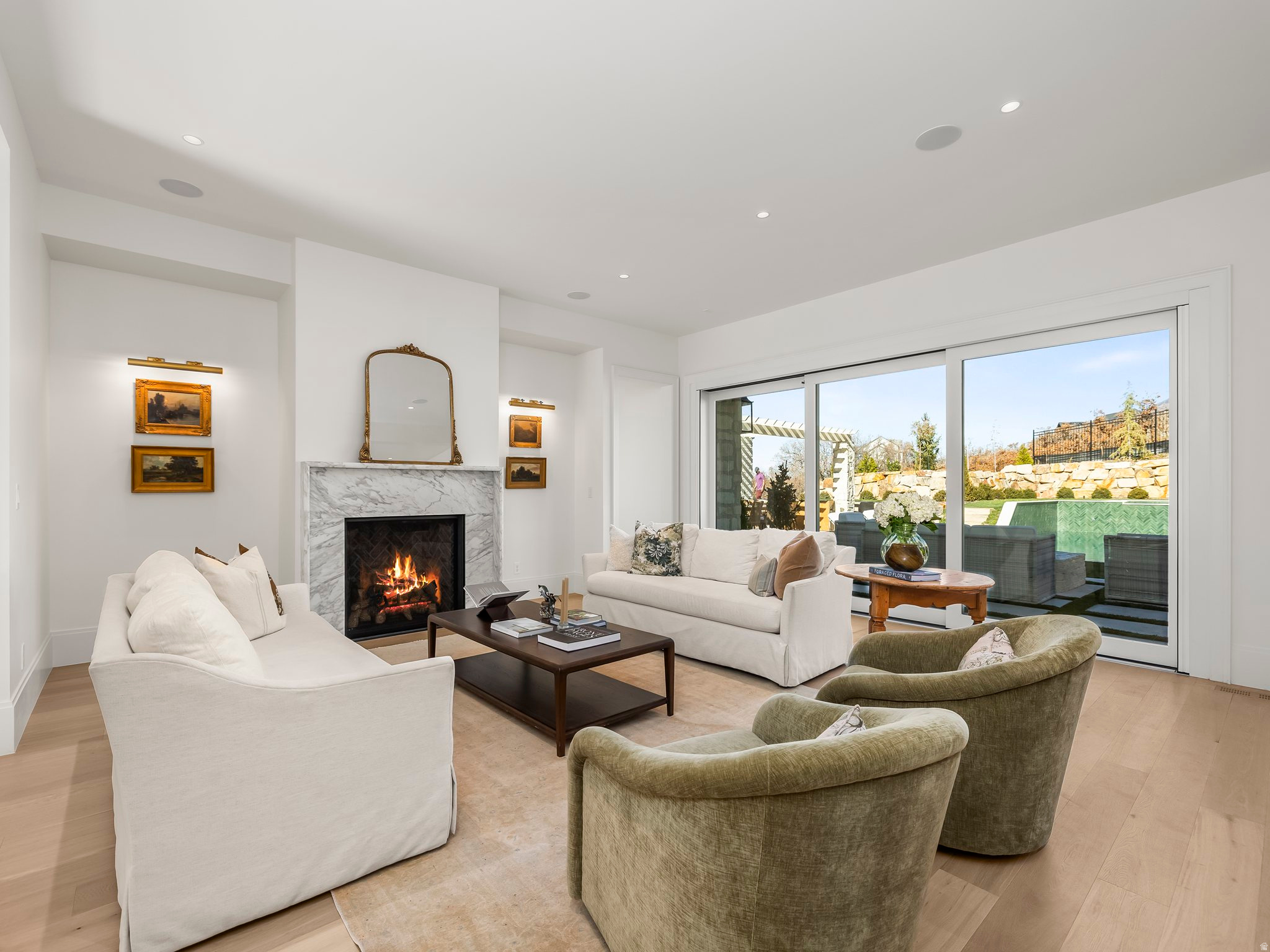 HIDDEN HOLLOW COVE - Residential