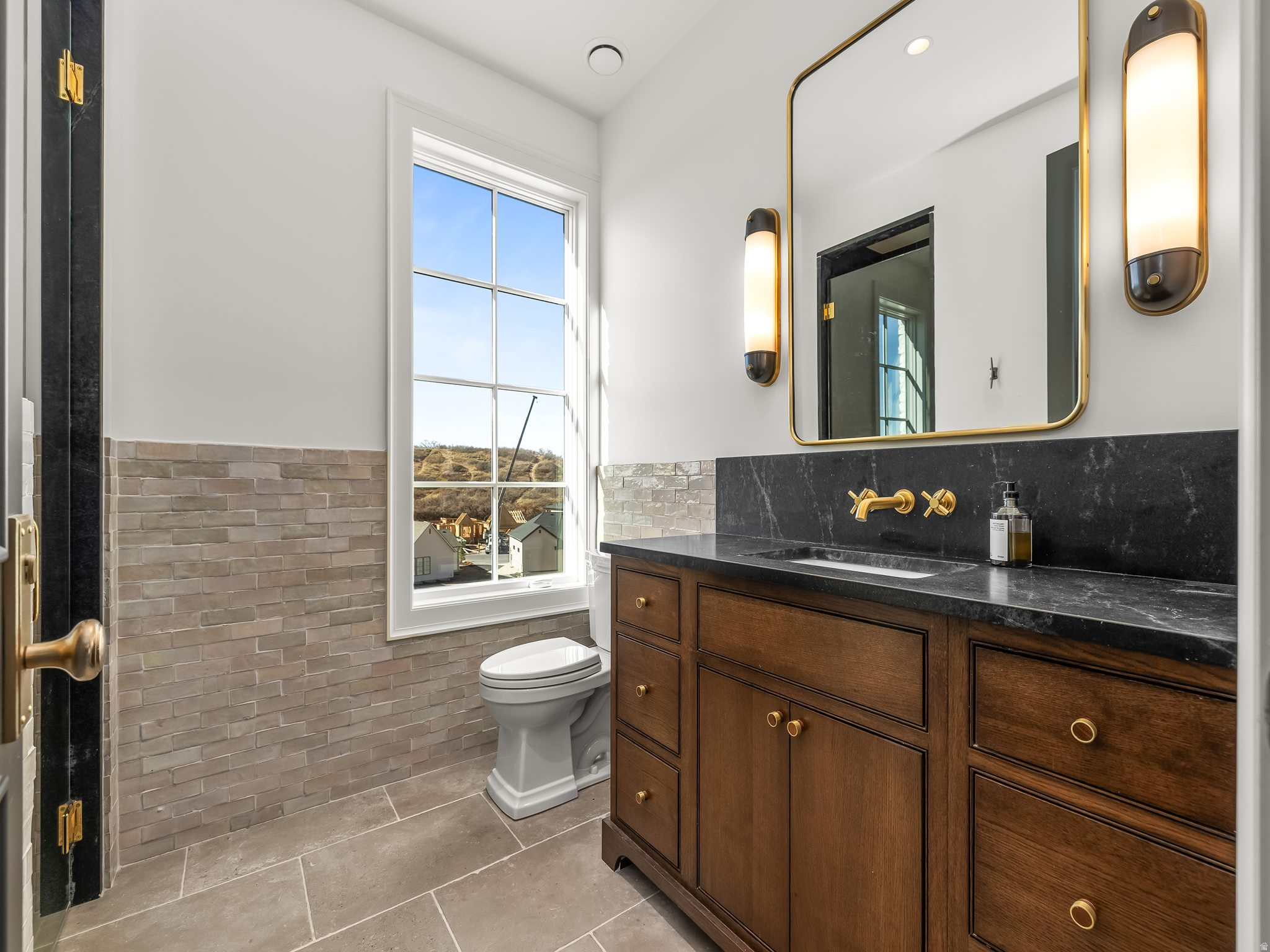 HIDDEN HOLLOW COVE - Residential