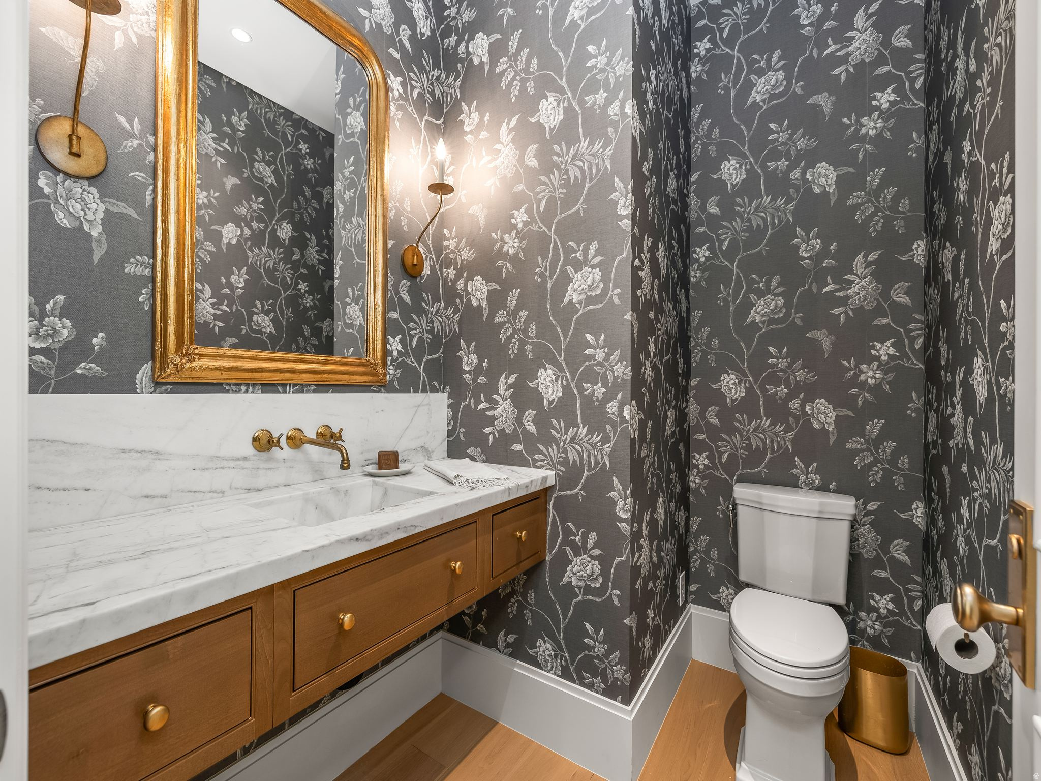 HIDDEN HOLLOW COVE - Residential