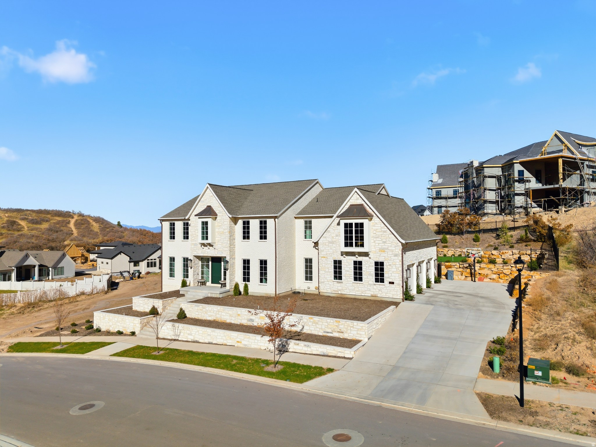 HIDDEN HOLLOW COVE - Residential