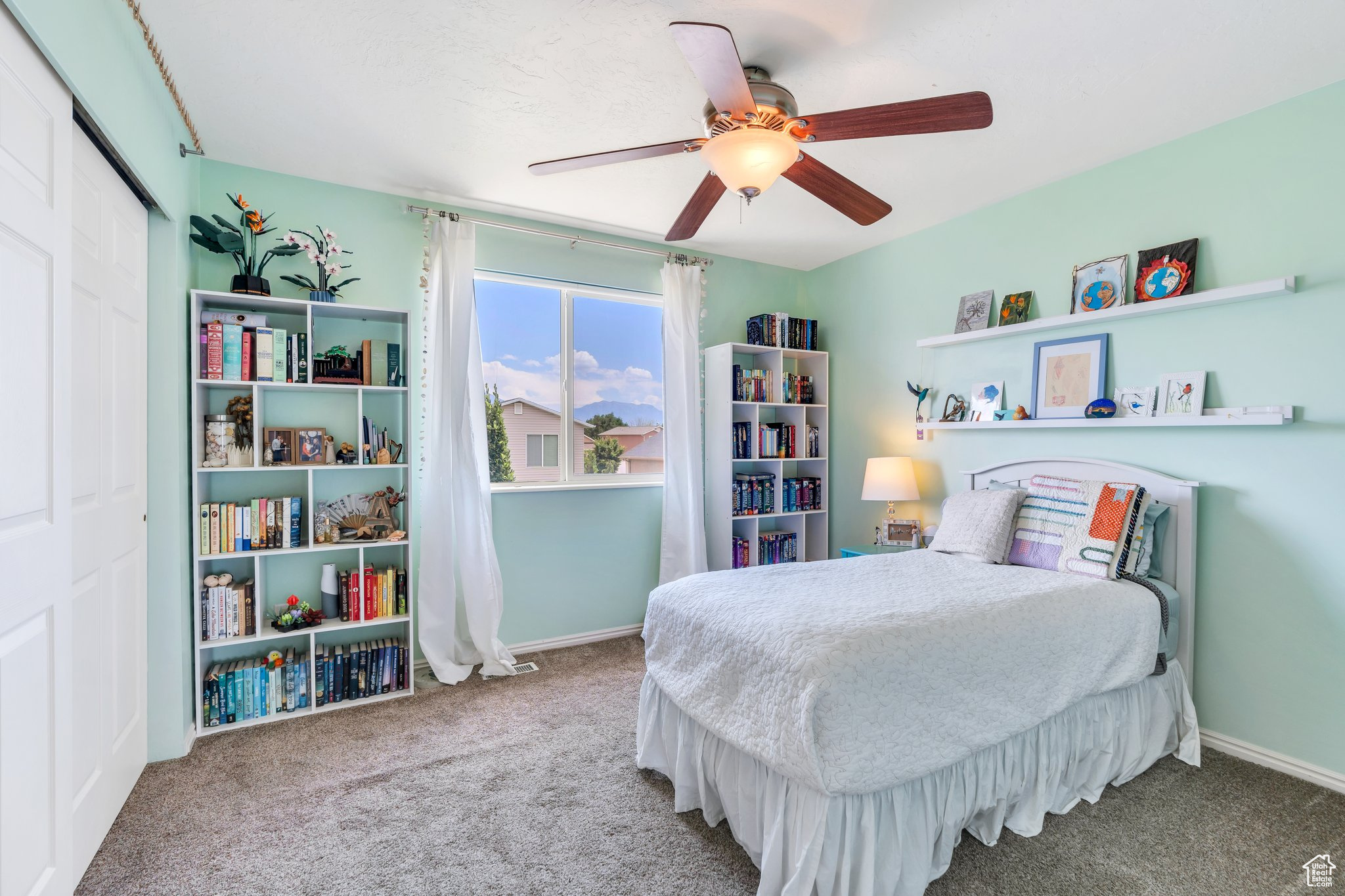 PARKSIDE ESTATES - Residential