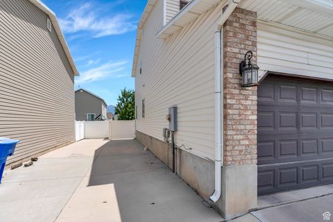Tiny photo for 1696 N 2640 W, Lehi, UT 84043 (MLS # 2096065)