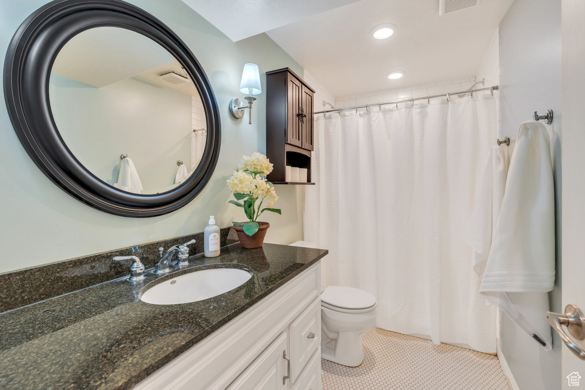 PARKSIDE ESTATES - Residential