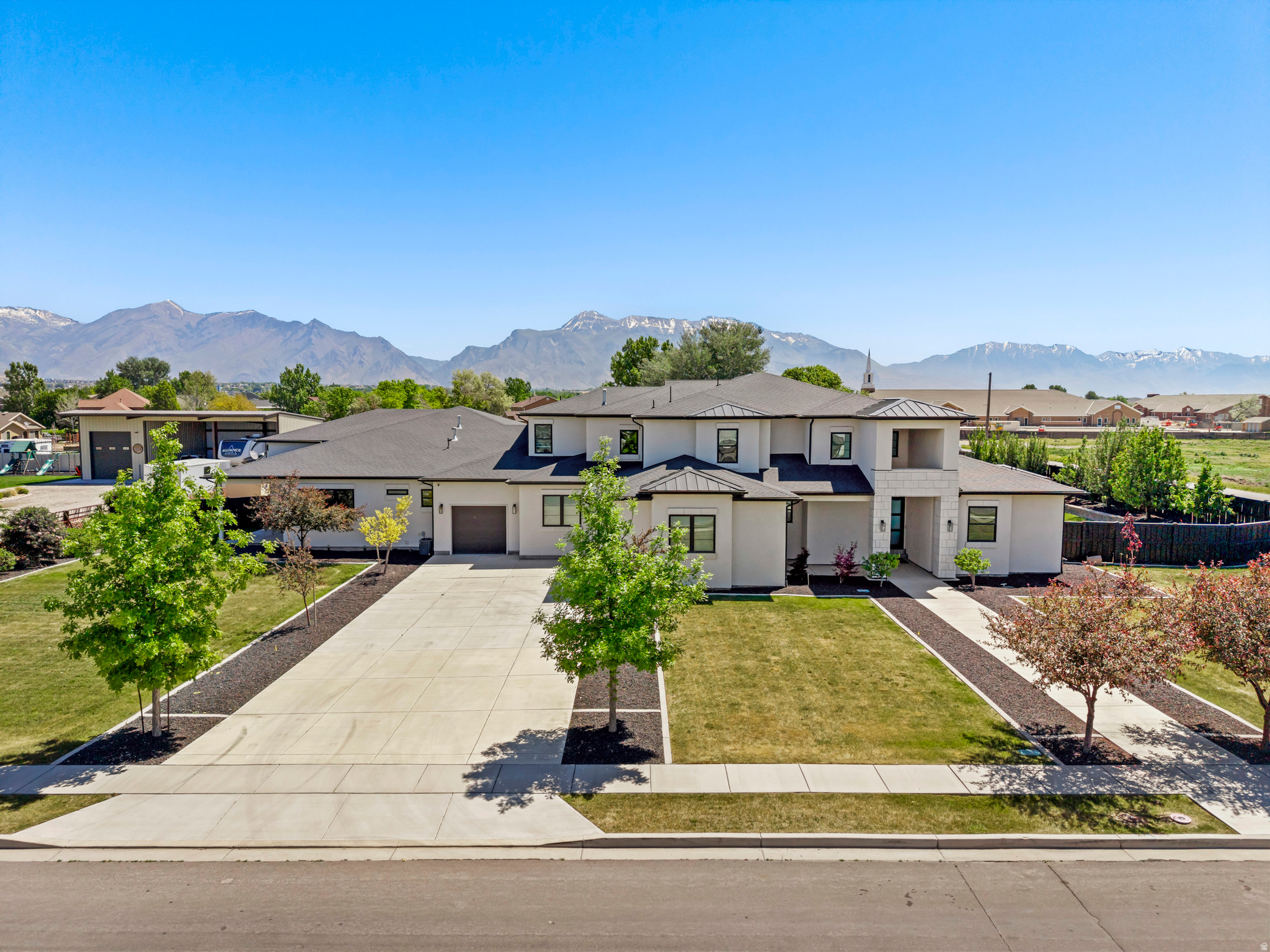 PIONEER MEADOWS - Residential