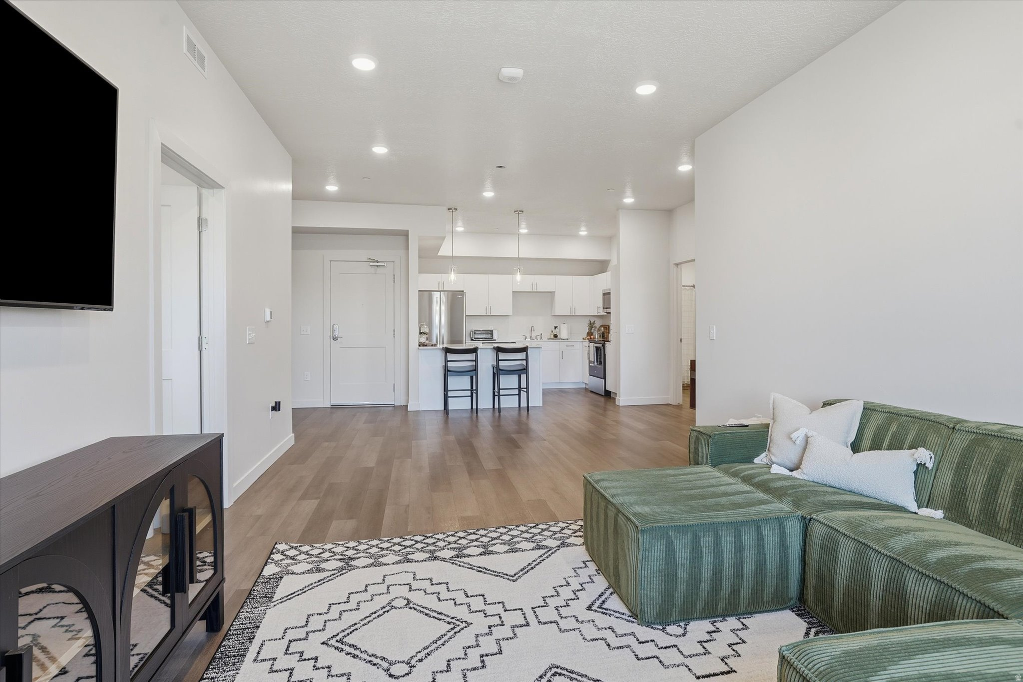 MORRELLI APARTMENTS - Residential