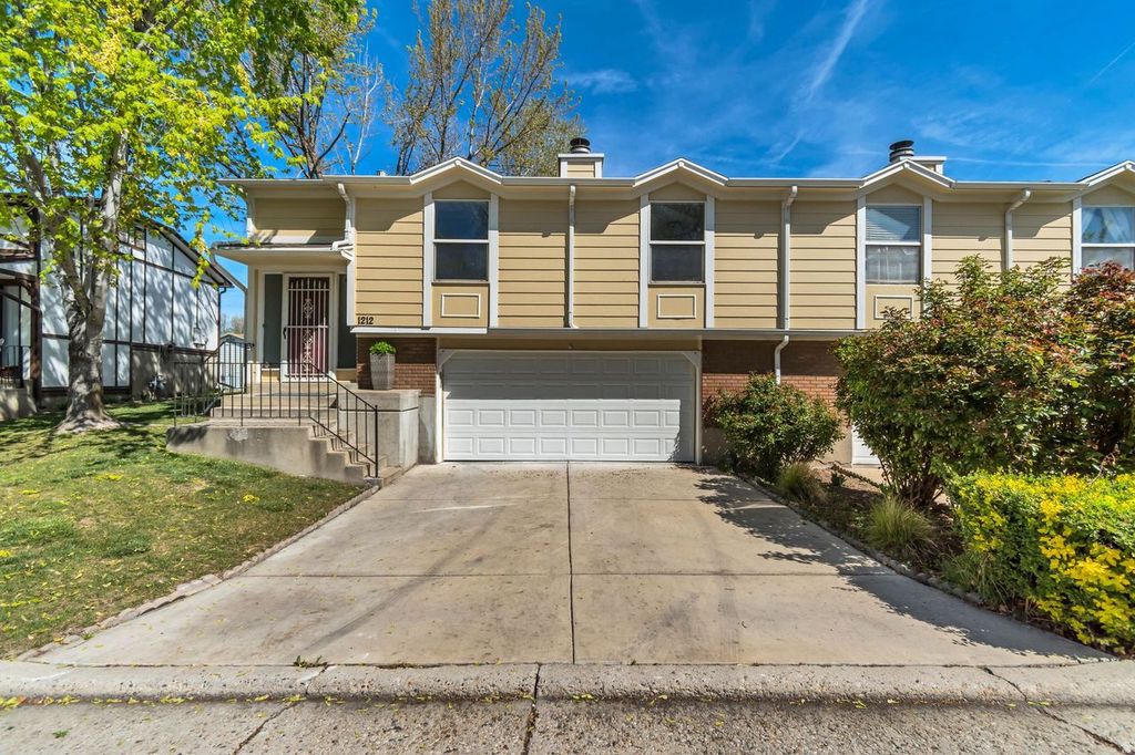 Photo of 1212 W MIDDLESEX RD, Taylorsville, UT 84123 (MLS # 2149307)