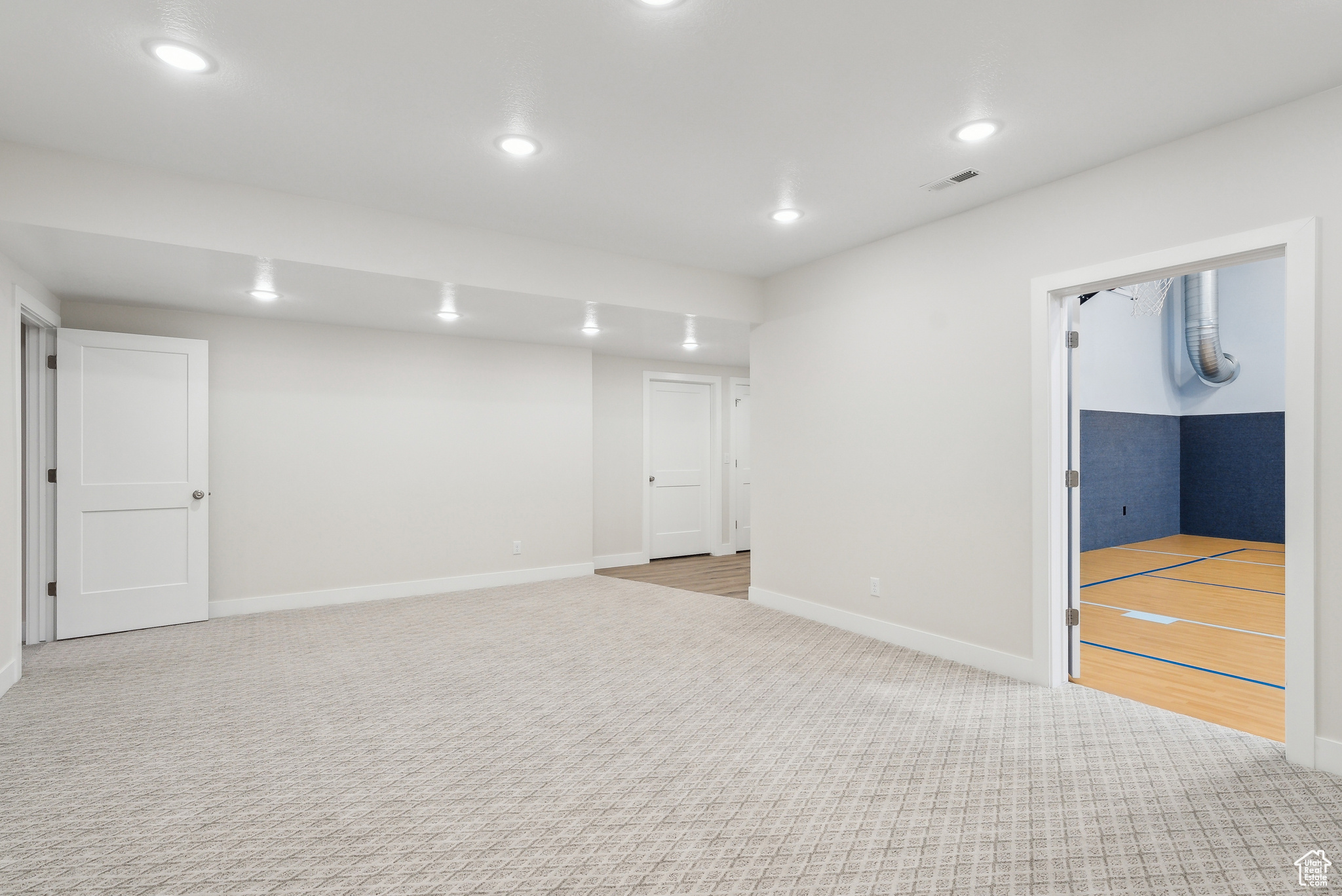 735 E 850, Centerville, Utah image 36