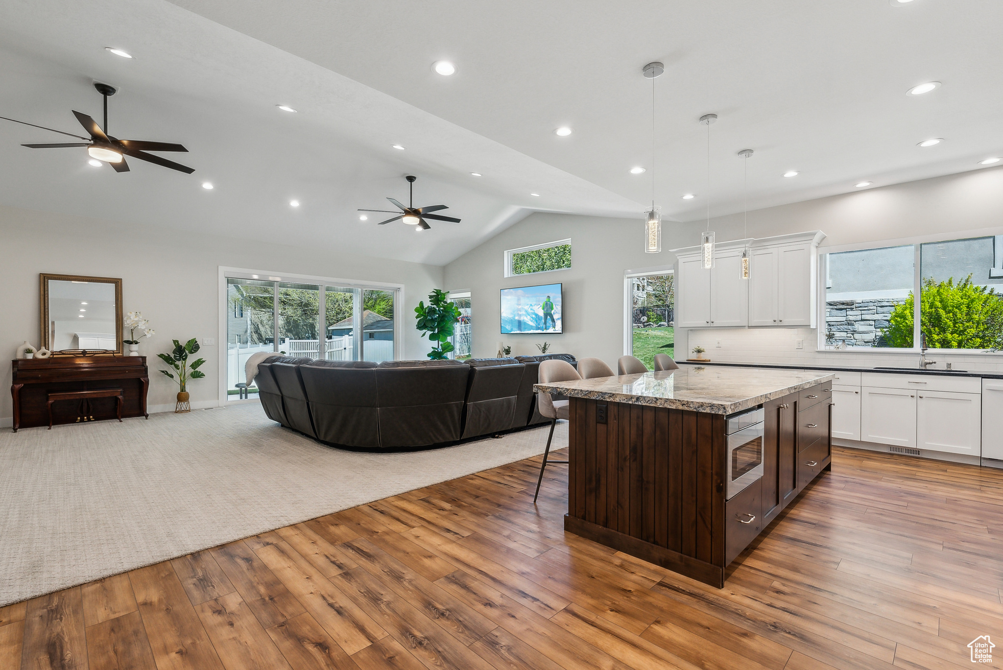 735 E 850, Centerville, Utah image 23