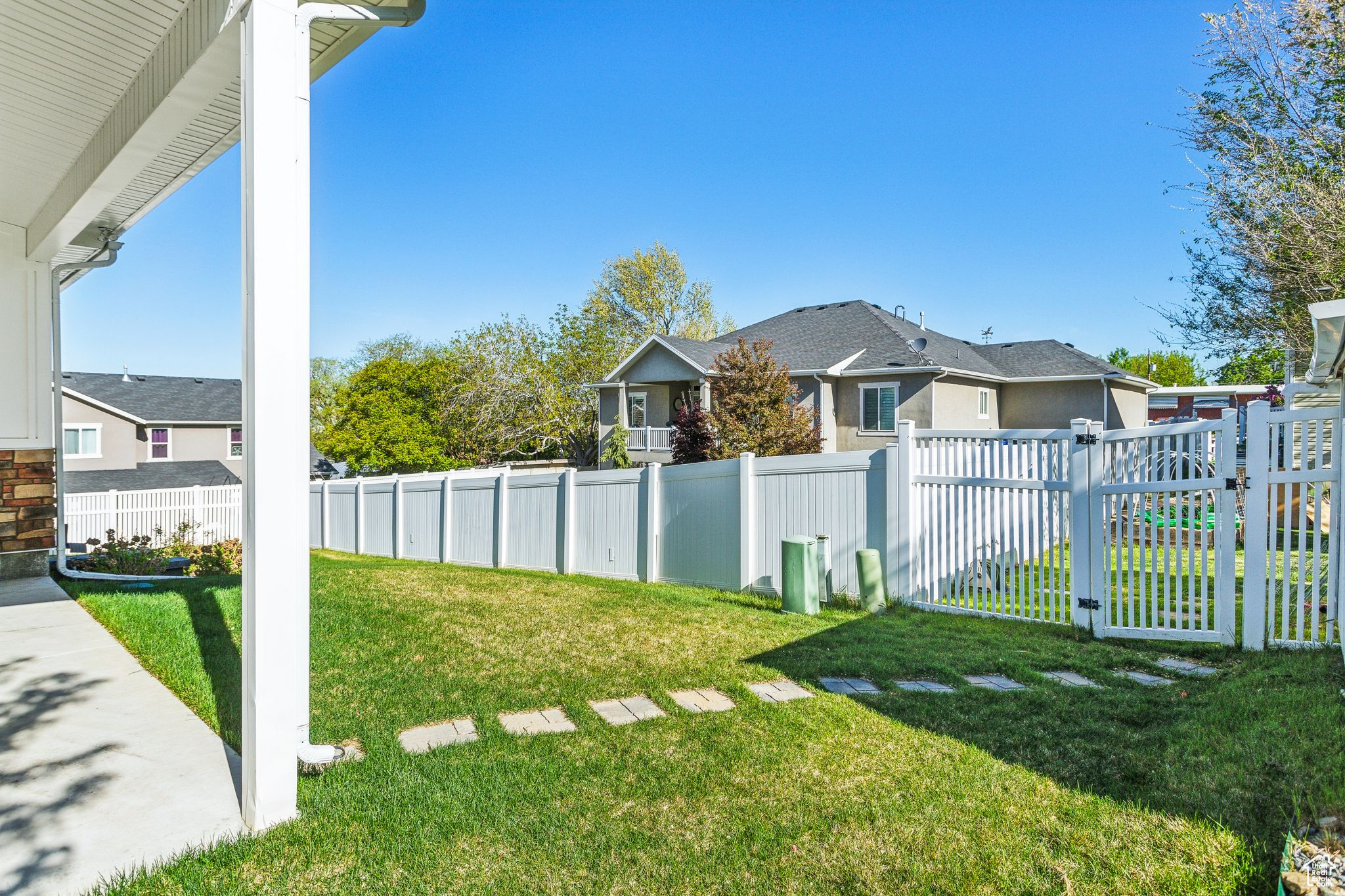 735 E 850, Centerville, Utah image 49