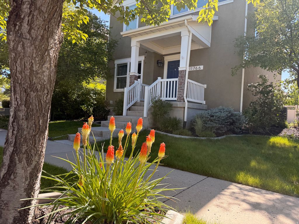 Photo of 11766 S LAKE RUN RD W, South Jordan, UT 84009 (MLS # 2164398)