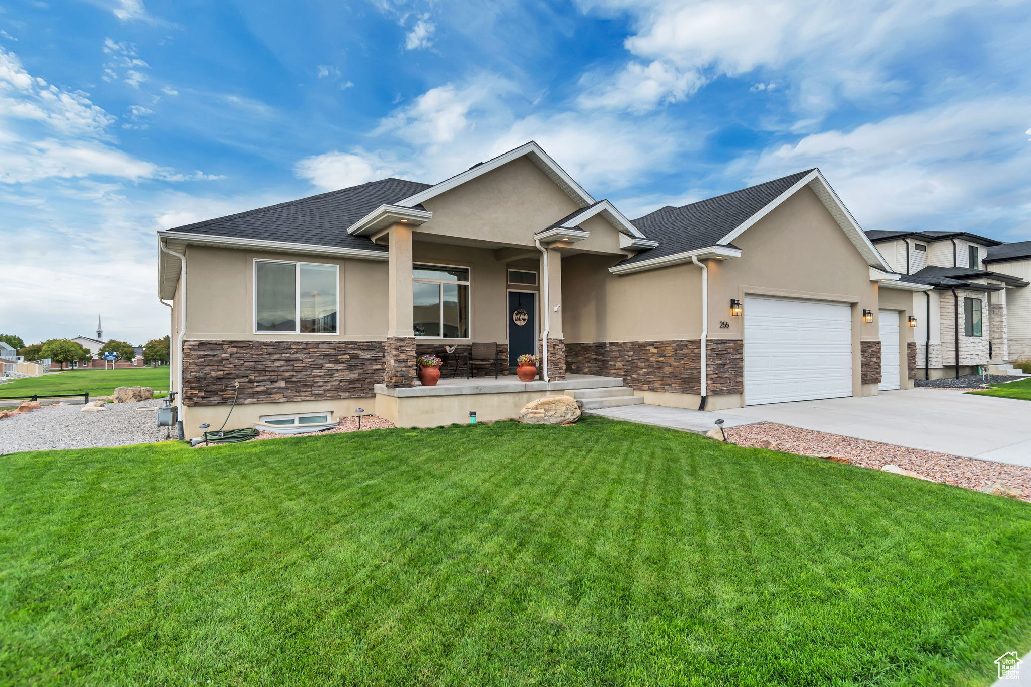 SUNNYSIDE ESTATES - Residential