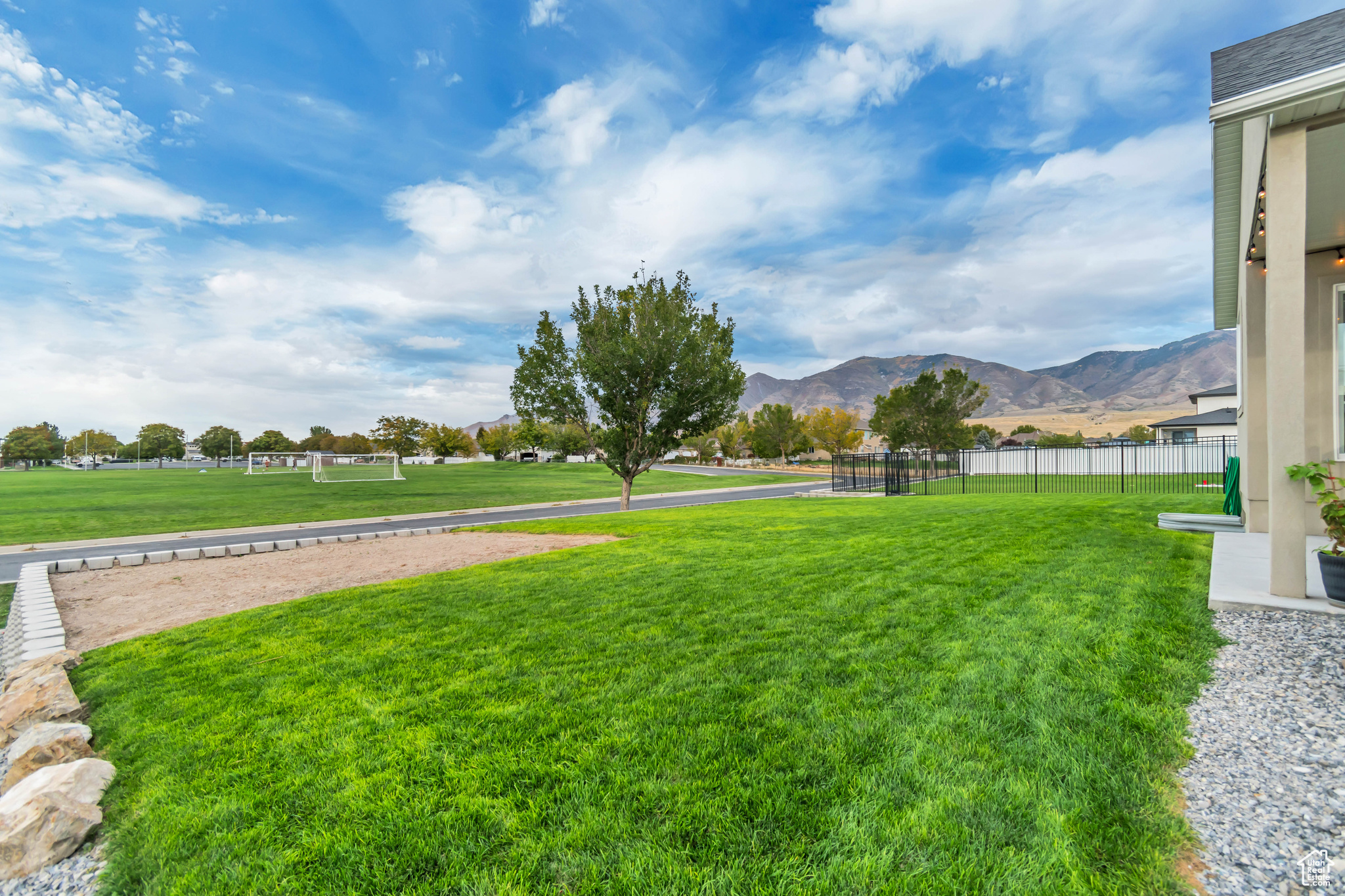 SUNNYSIDE ESTATES - Residential