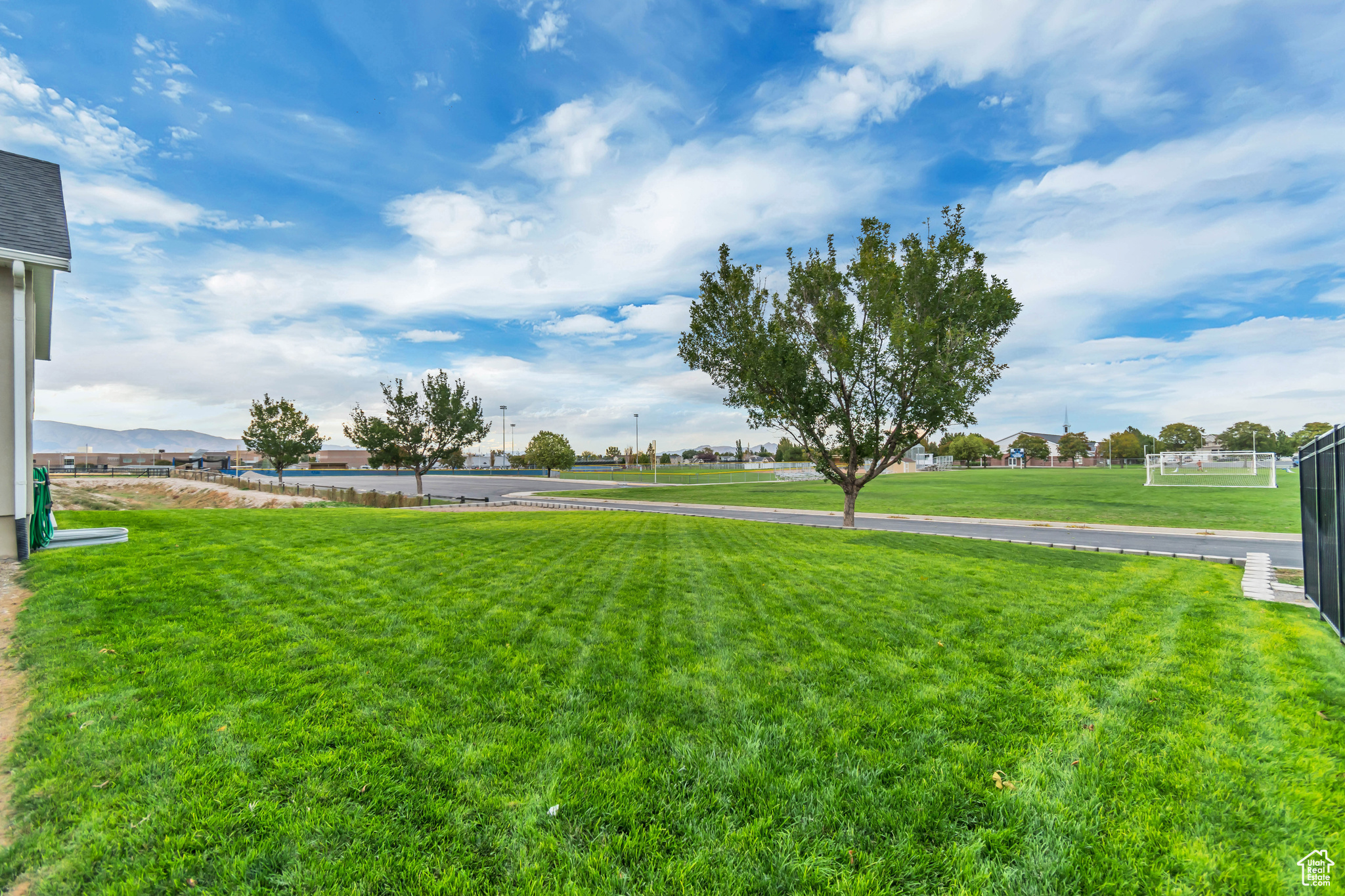 SUNNYSIDE ESTATES - Residential