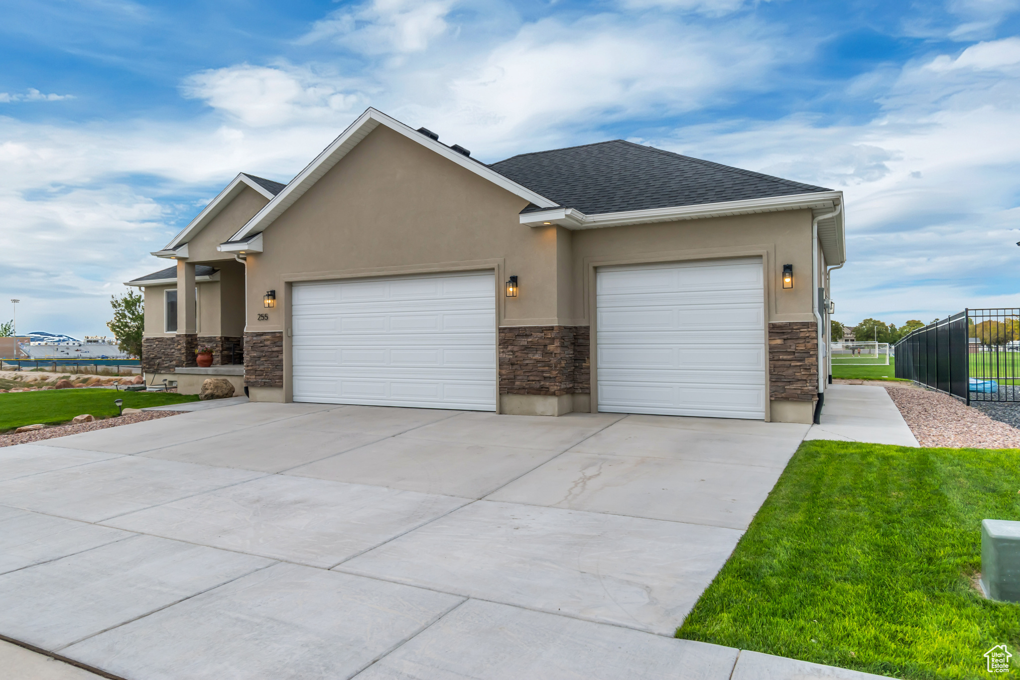 SUNNYSIDE ESTATES - Residential