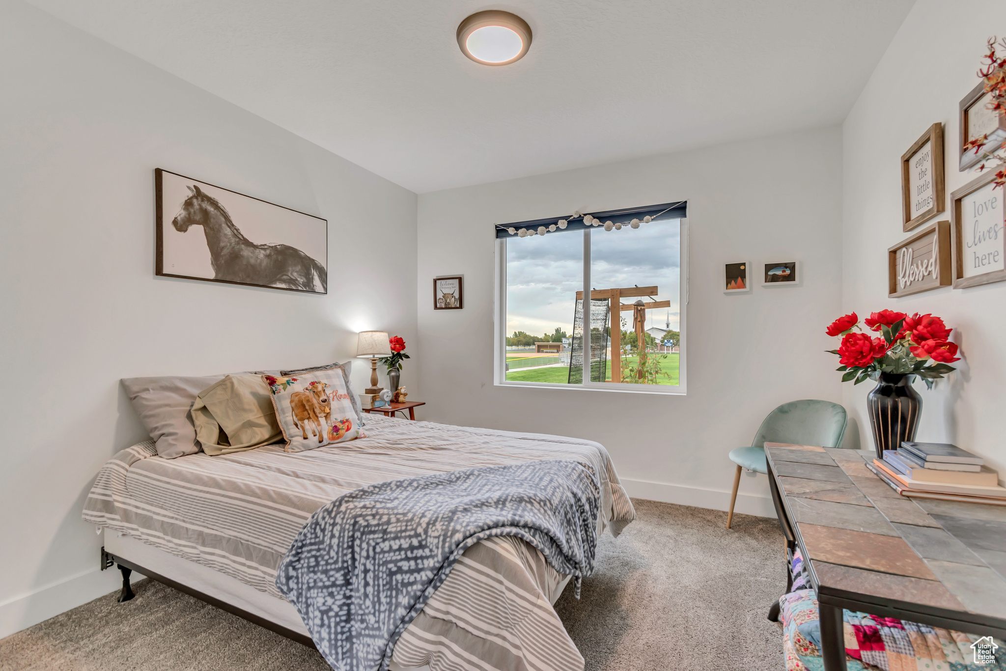 SUNNYSIDE ESTATES - Residential