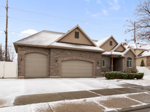 Tiny photo for 3059 W UINTA PINES CIR, South Jordan, UT 84095 (MLS # 2140772)