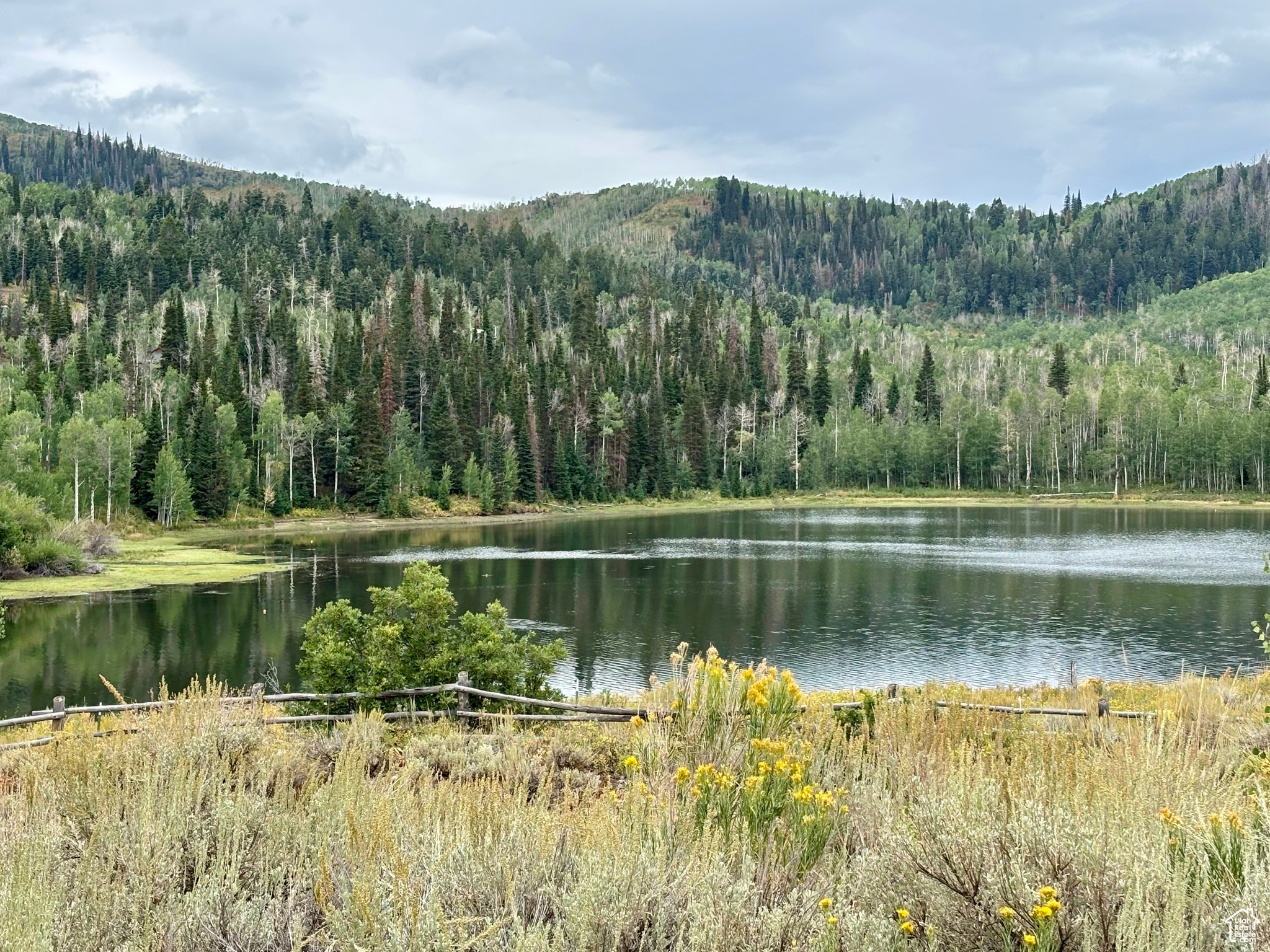 TIMBER LAKES - Land