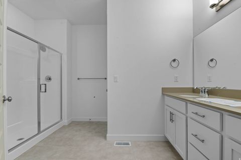 Tiny photo for 926 S TANNER RD, Santaquin, UT 84655 (MLS # 2135277)