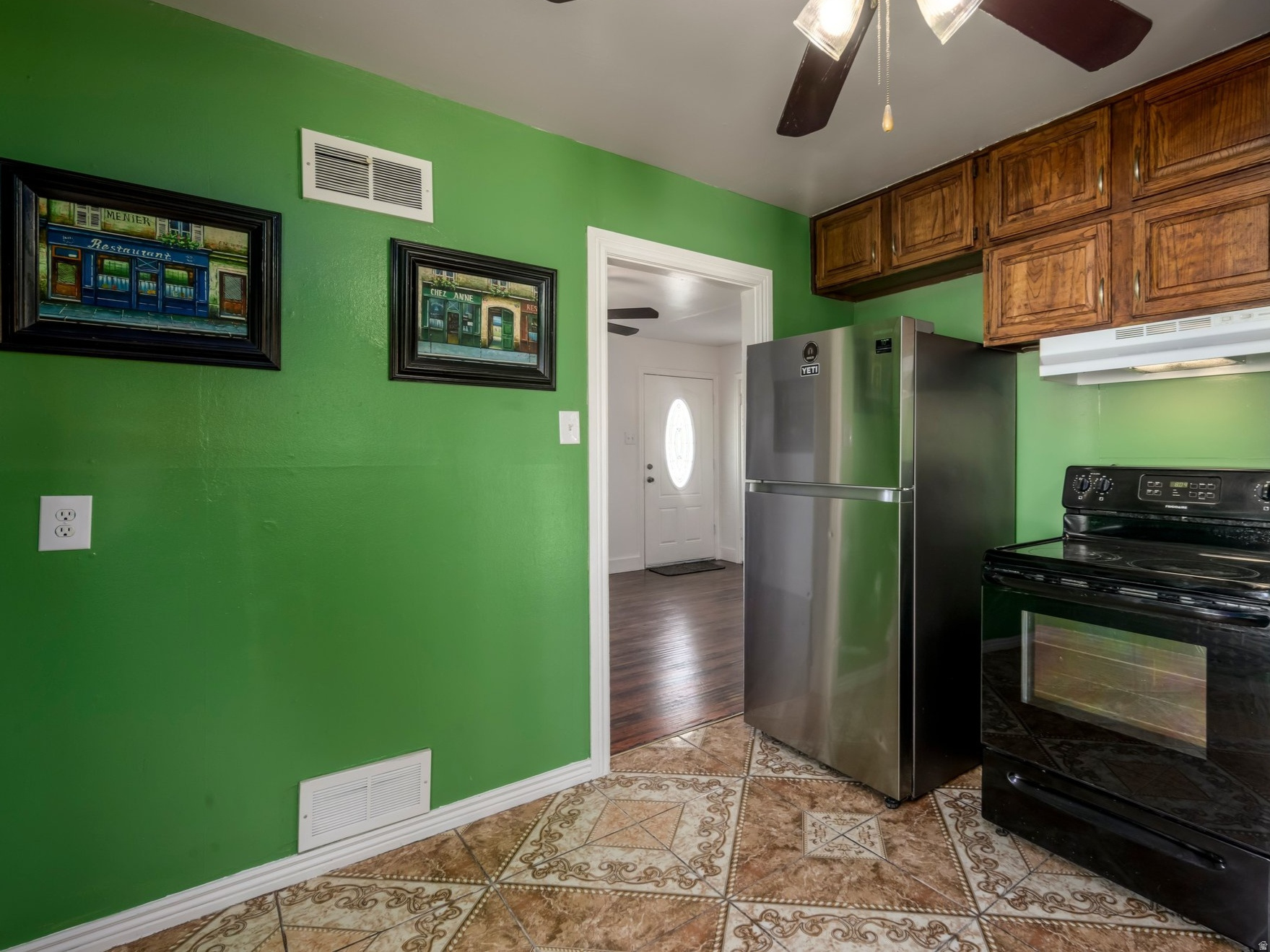 SOUTHGATE PARK - Residential