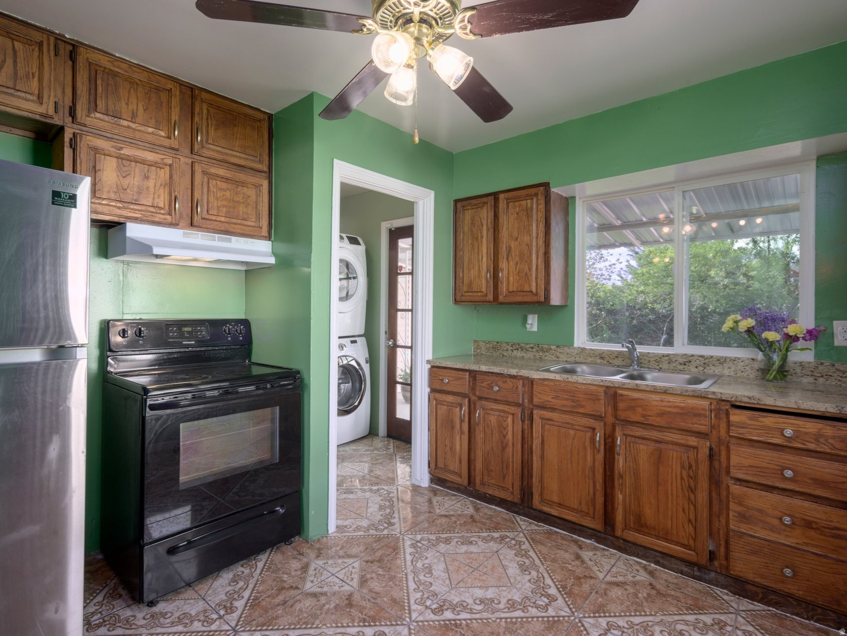 SOUTHGATE PARK - Residential