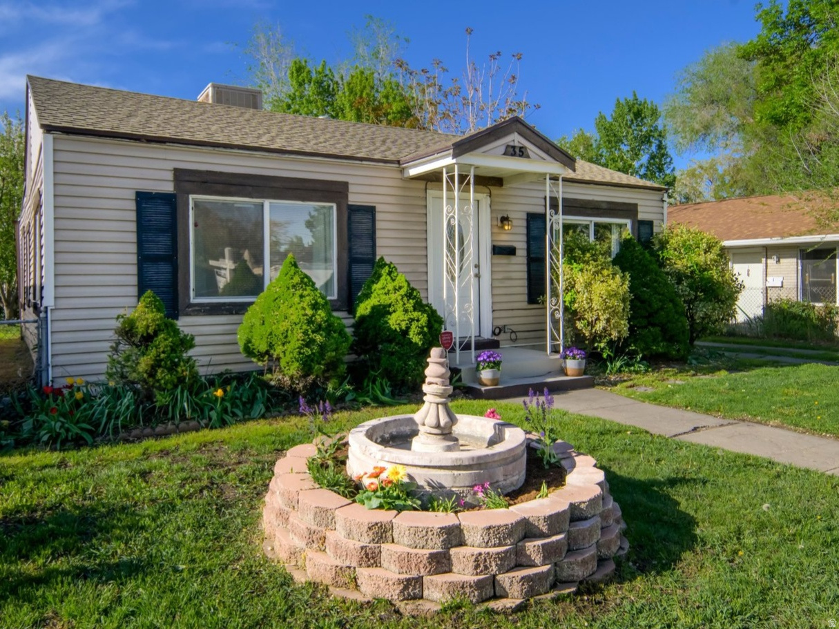 SOUTHGATE PARK - Residential