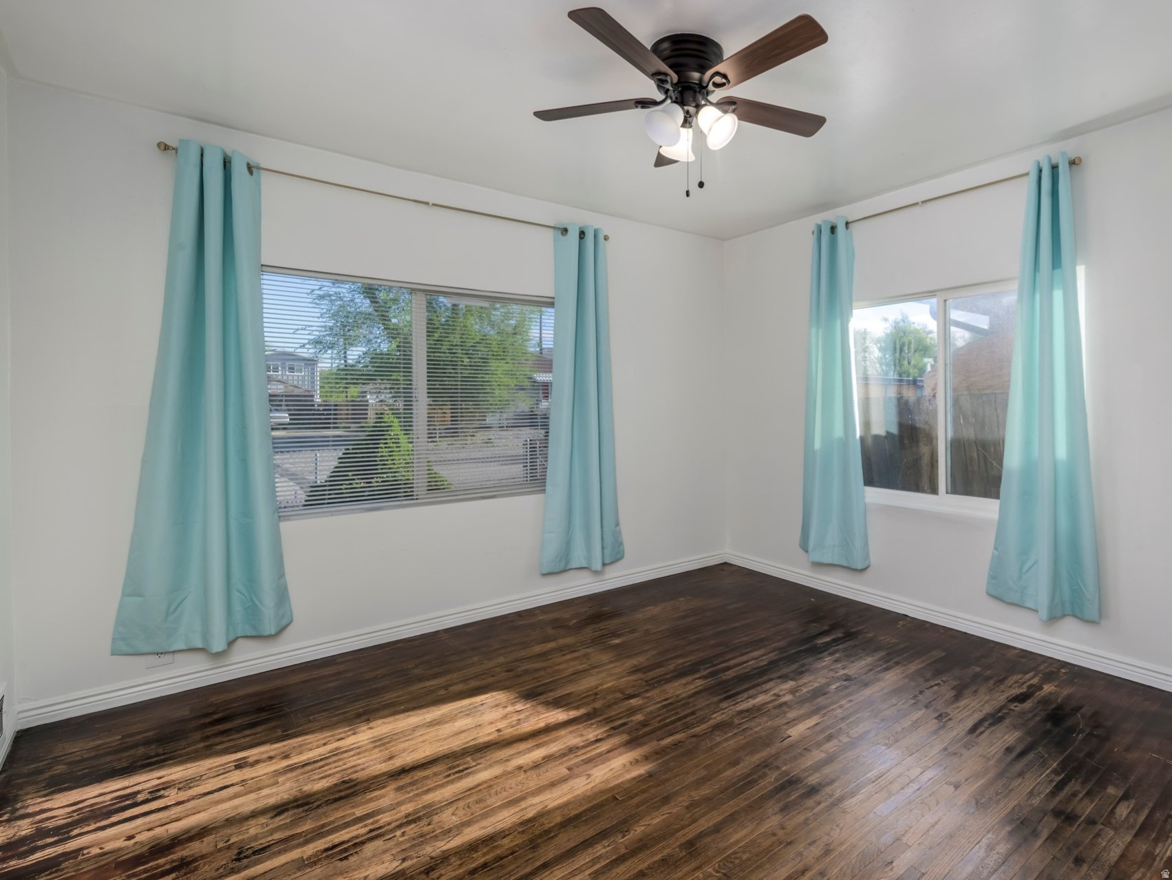 SOUTHGATE PARK - Residential