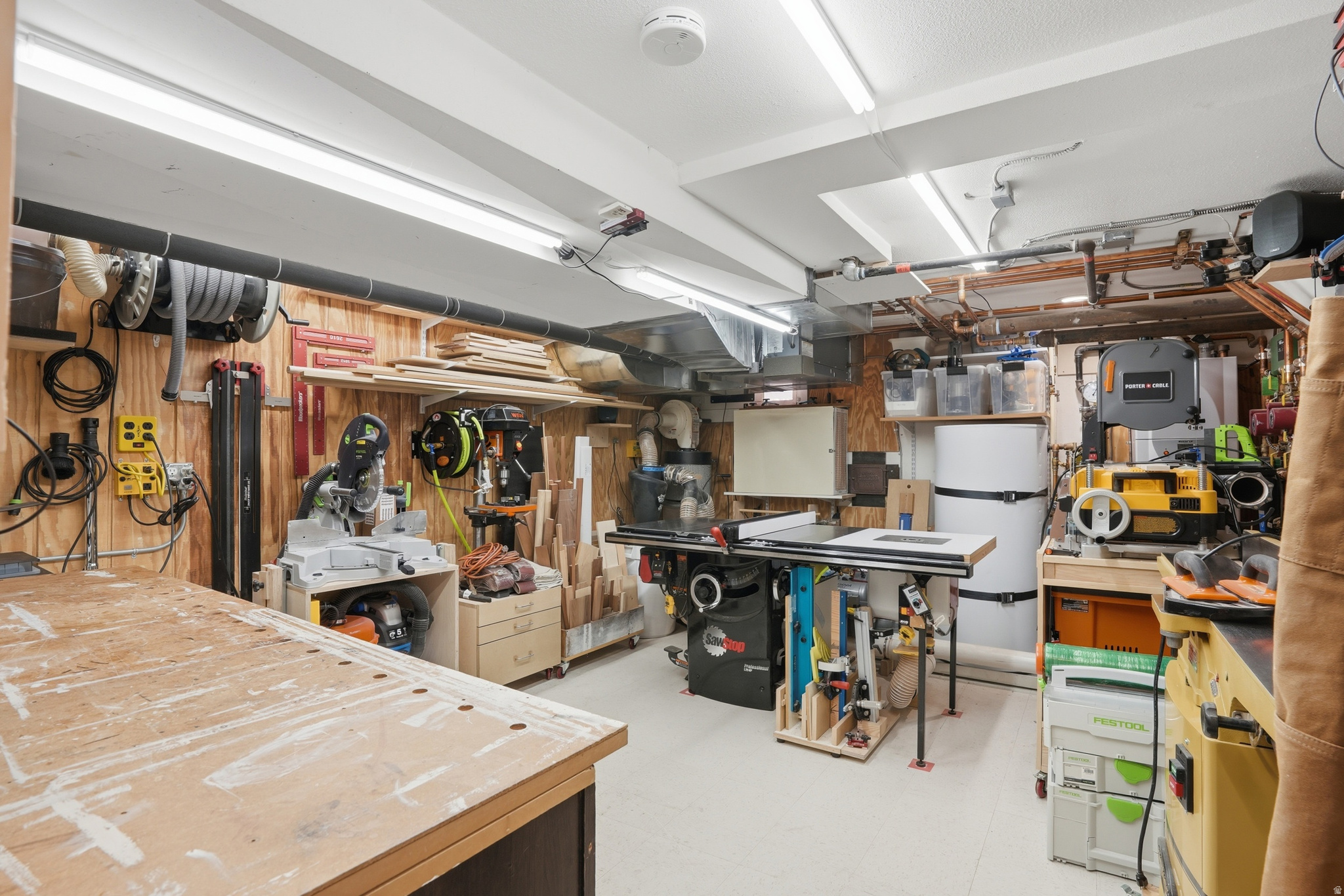 AVENUES - Residential