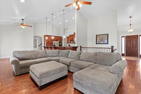 Tiny photo for 1015 W 500 N, Manti, UT 84642 (MLS # 2120911)