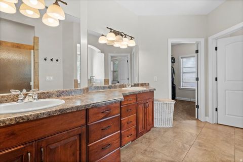 Tiny photo for 1015 W 500 N, Manti, UT 84642 (MLS # 2120911)