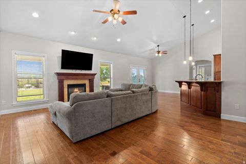 Tiny photo for 1015 W 500 N, Manti, UT 84642 (MLS # 2120911)