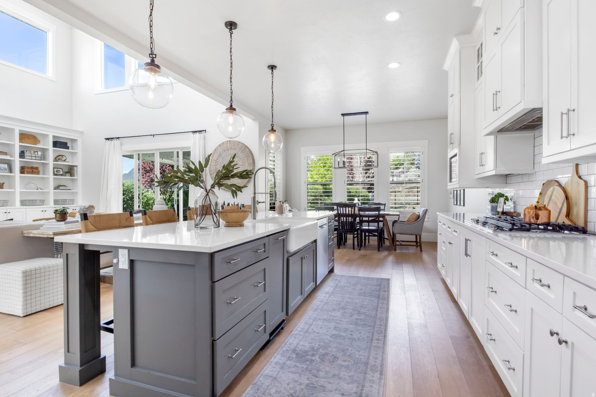 AVANYU ACRES PUD - Residential