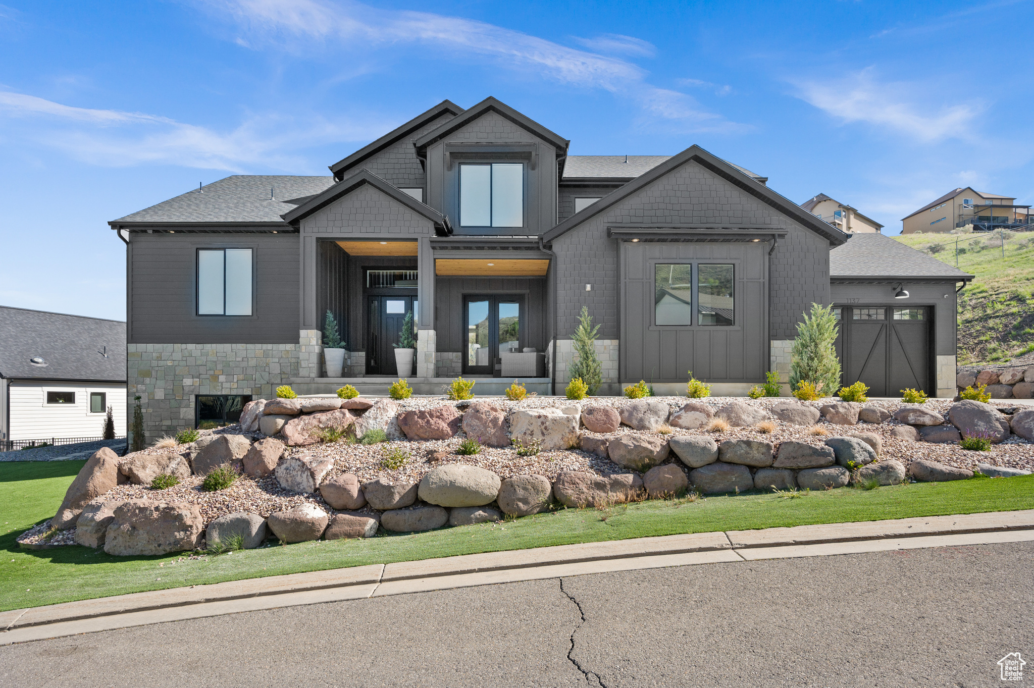 1137 E Leambra Ln, Draper, Utah image 1