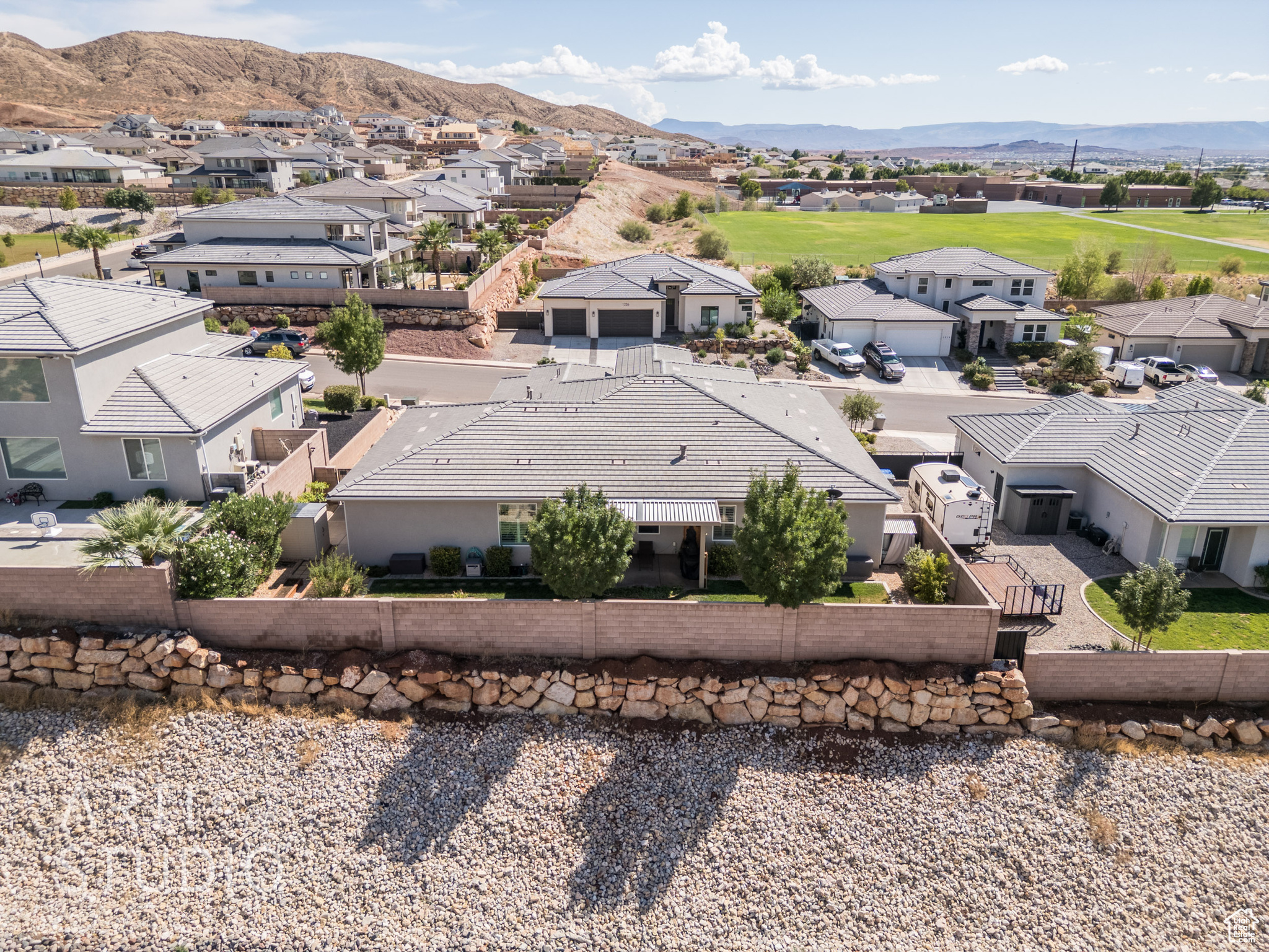 SHOOTING STAR PH 1 - Residential